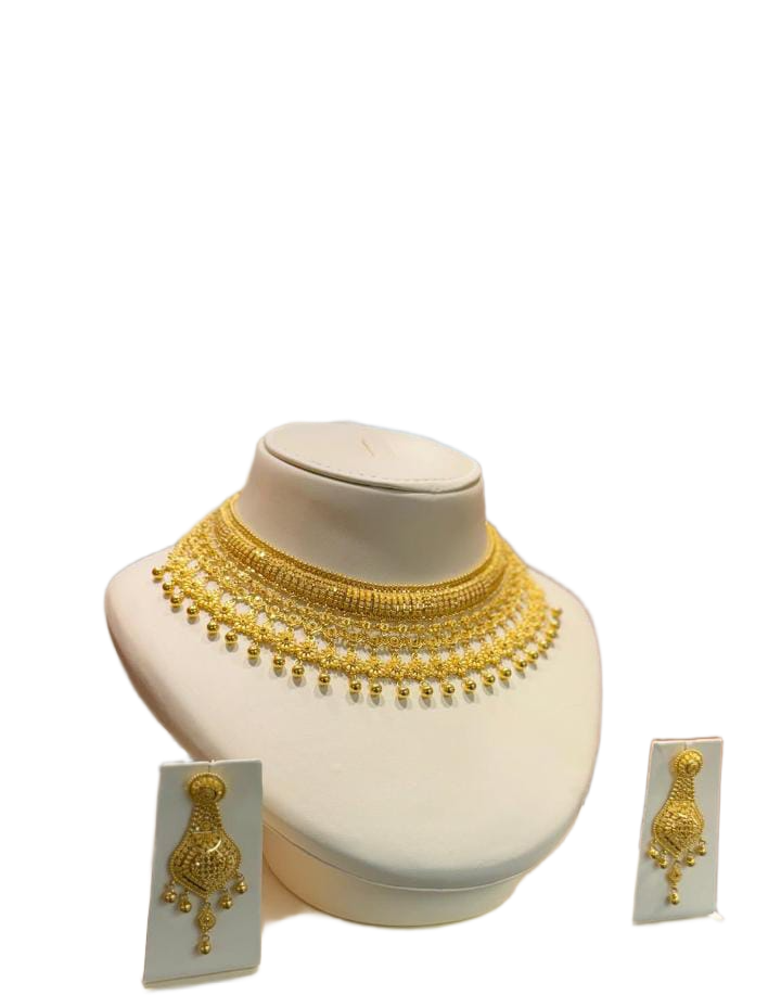 Radiant Queen Gold Set